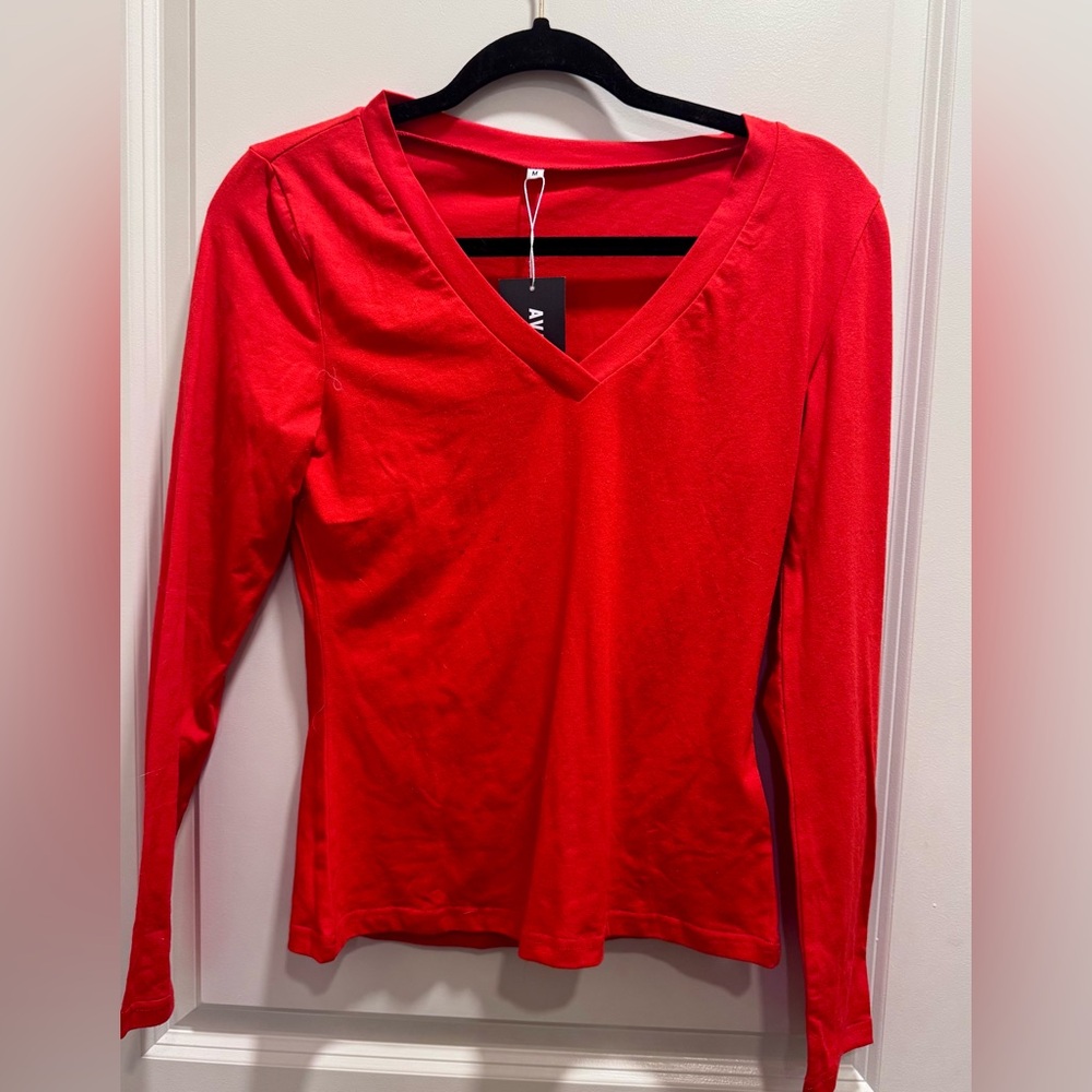 Red V-Neck Long Sleeve Top Med NWT